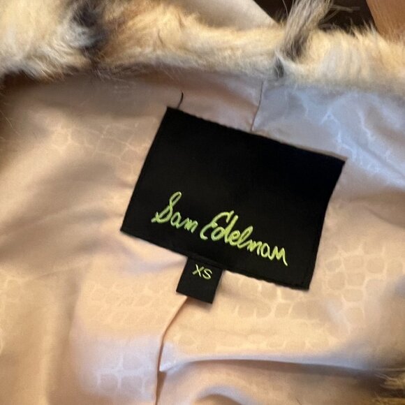 Sam Edelman Faux Fur Vest Jacket Size XS Clasp Closure - Picture 7 of 8